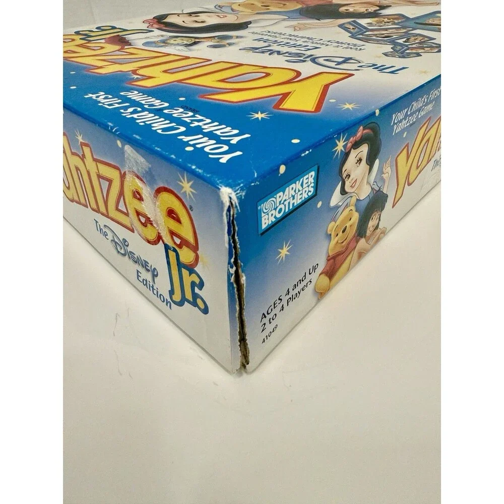 Yahtzee Jr Disney Edition Parker Brothers Kids Board Game
